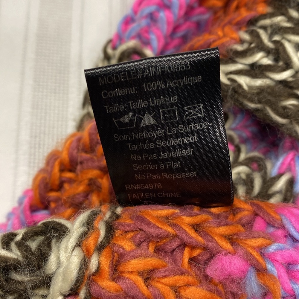 D&Y Multi Color Infinity Scarf - Picture 5 of 7
